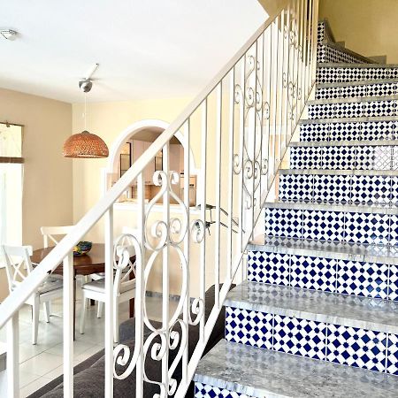 Fabulous Vacation In A 2 Bedroom Townhouse With 2 Terraces Overlooking The Sea, Suitable For 6 People 3 Swimming Pools Tennis And 200 Mts From The Sea El Faro Esterno foto