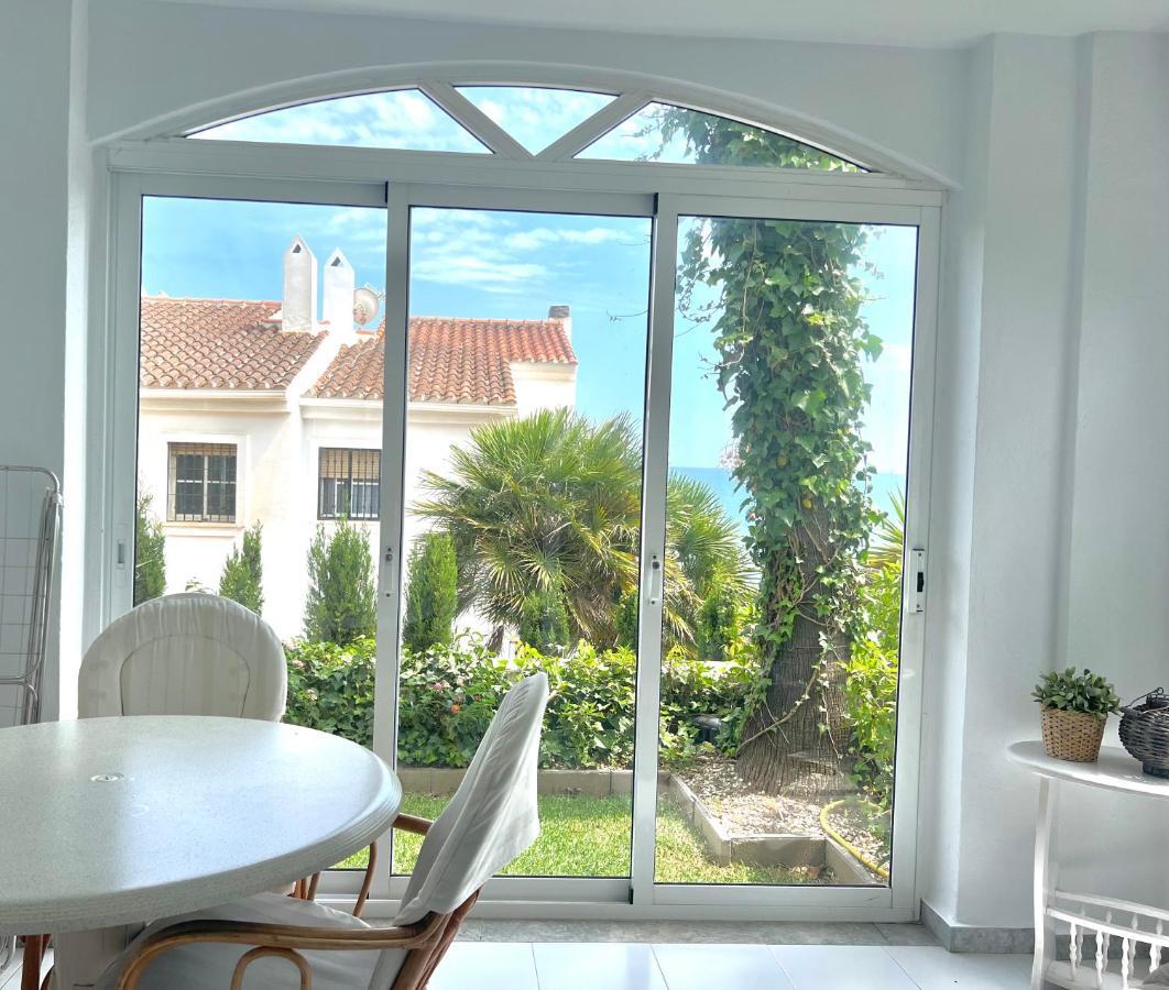 Fabulous Vacation In A 2 Bedroom Townhouse With 2 Terraces Overlooking The Sea, Suitable For 6 People 3 Swimming Pools Tennis And 200 Mts From The Sea El Faro Esterno foto