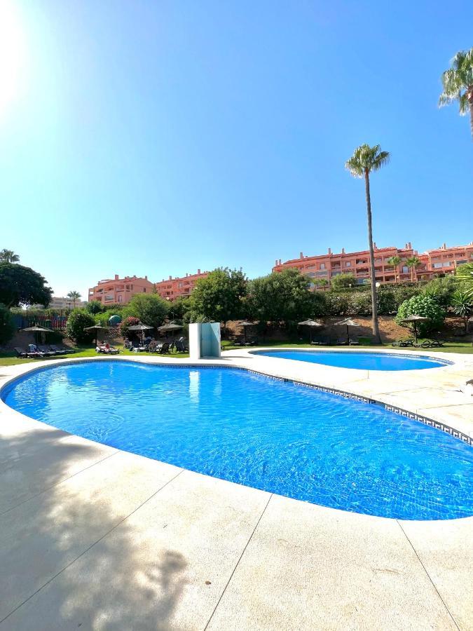 Fabulous Vacation In A 2 Bedroom Townhouse With 2 Terraces Overlooking The Sea, Suitable For 6 People 3 Swimming Pools Tennis And 200 Mts From The Sea El Faro Esterno foto