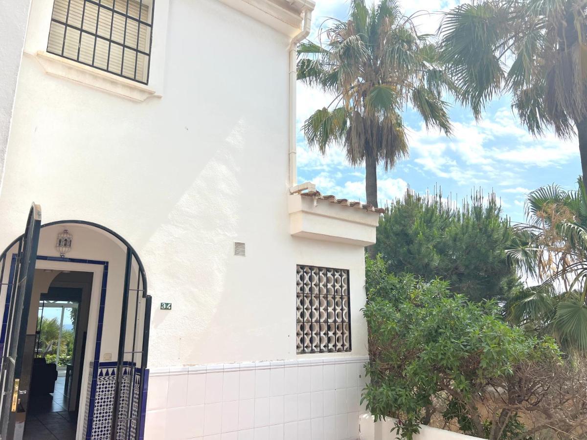 Fabulous Vacation In A 2 Bedroom Townhouse With 2 Terraces Overlooking The Sea, Suitable For 6 People 3 Swimming Pools Tennis And 200 Mts From The Sea El Faro Esterno foto