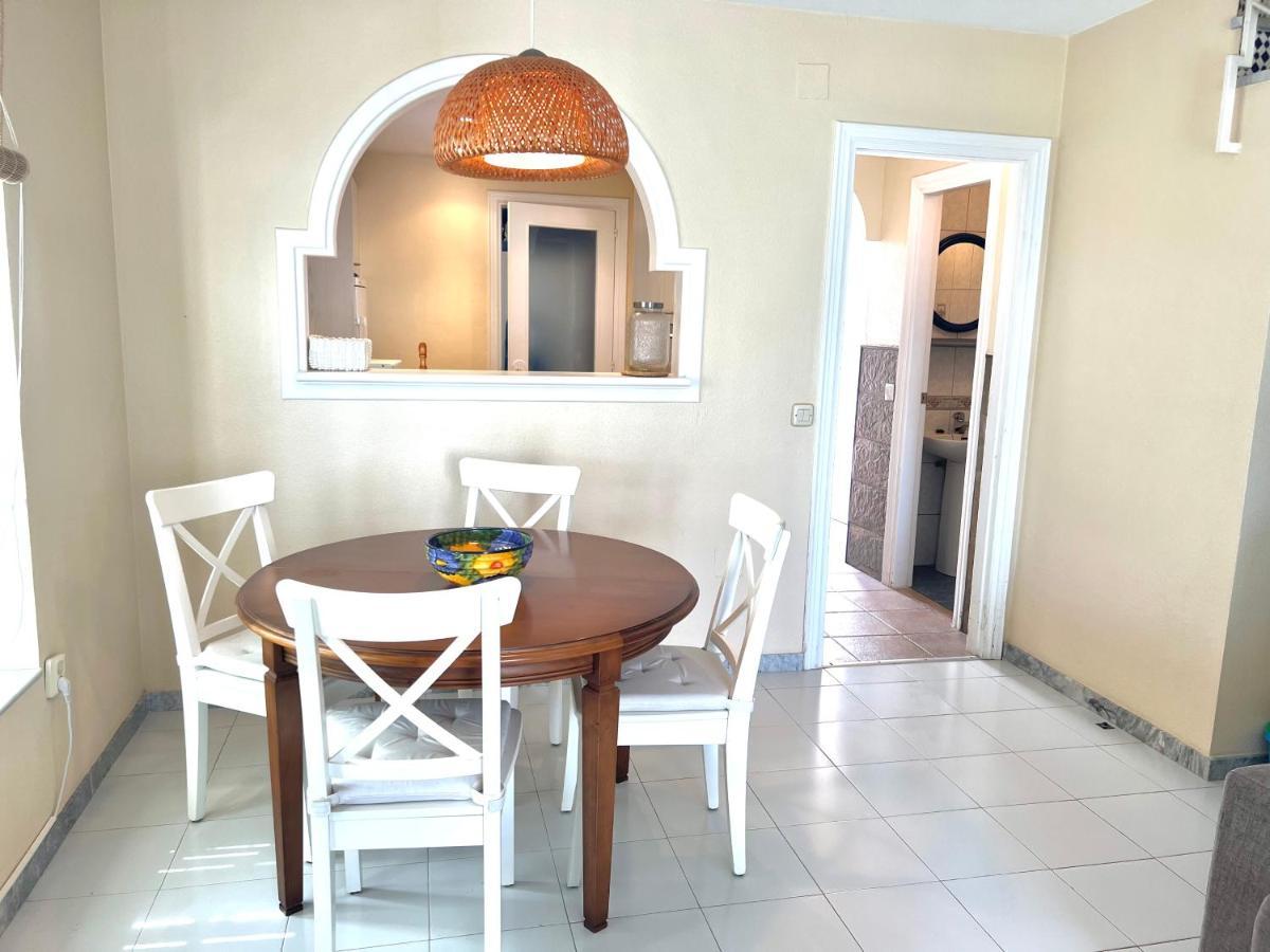 Fabulous Vacation In A 2 Bedroom Townhouse With 2 Terraces Overlooking The Sea, Suitable For 6 People 3 Swimming Pools Tennis And 200 Mts From The Sea El Faro Esterno foto