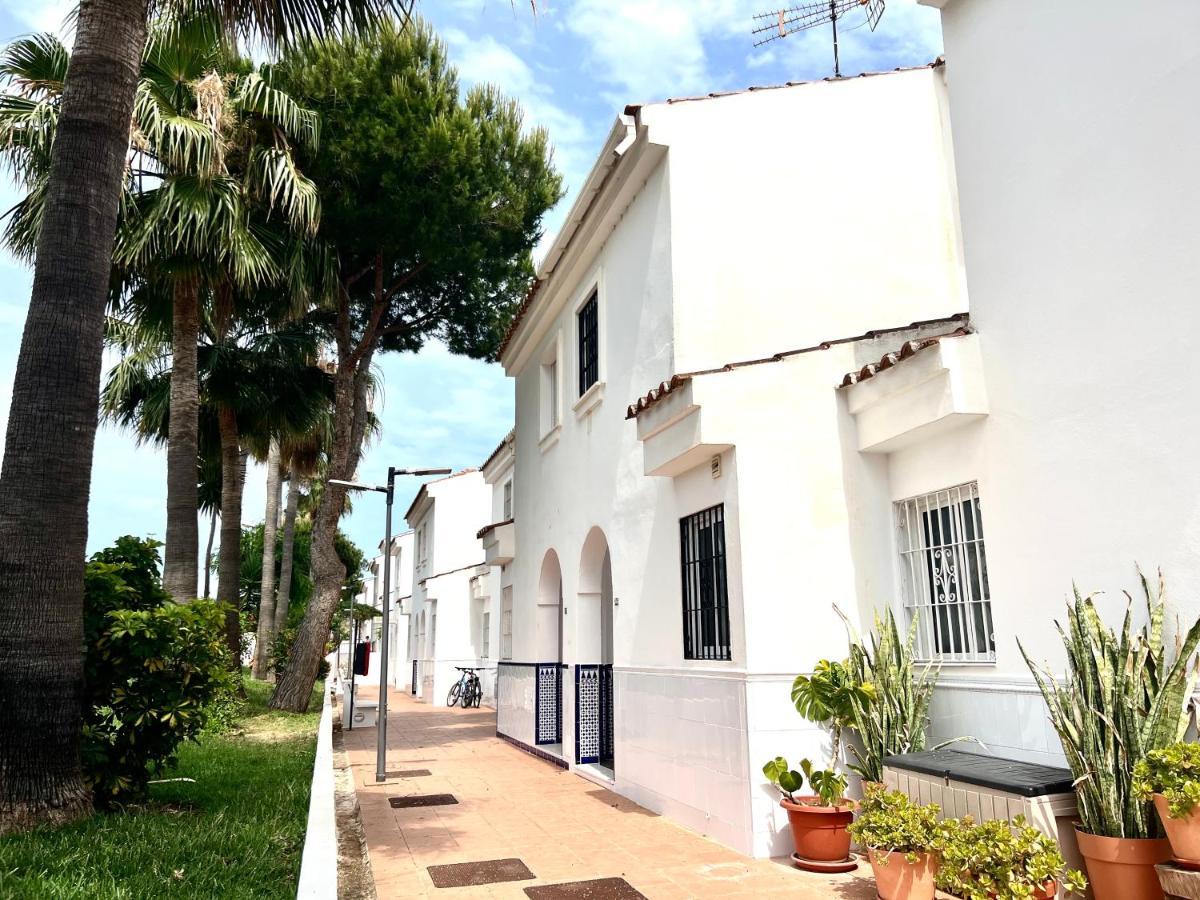 Fabulous Vacation In A 2 Bedroom Townhouse With 2 Terraces Overlooking The Sea, Suitable For 6 People 3 Swimming Pools Tennis And 200 Mts From The Sea El Faro Esterno foto