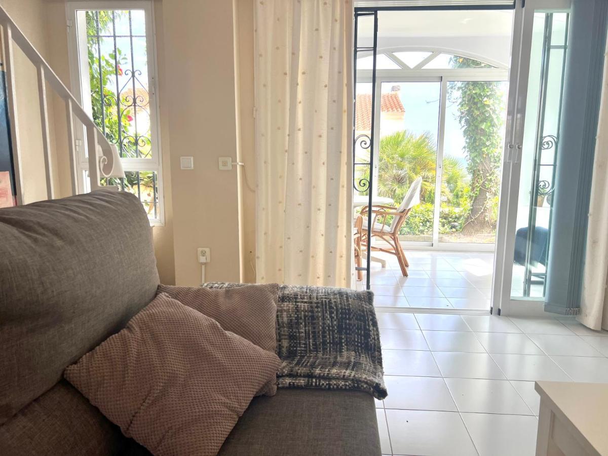 Fabulous Vacation In A 2 Bedroom Townhouse With 2 Terraces Overlooking The Sea, Suitable For 6 People 3 Swimming Pools Tennis And 200 Mts From The Sea El Faro Esterno foto