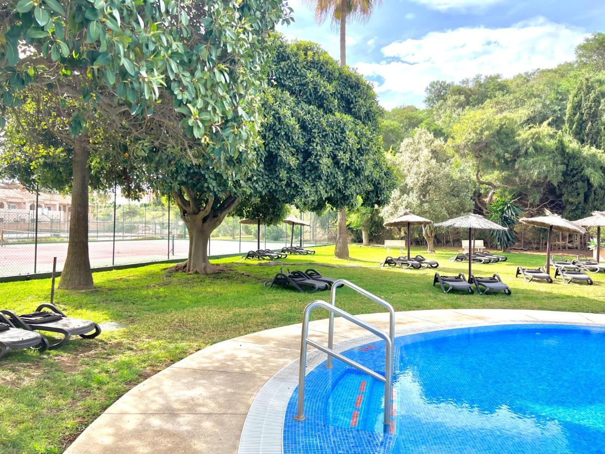 Fabulous Vacation In A 2 Bedroom Townhouse With 2 Terraces Overlooking The Sea, Suitable For 6 People 3 Swimming Pools Tennis And 200 Mts From The Sea El Faro Esterno foto