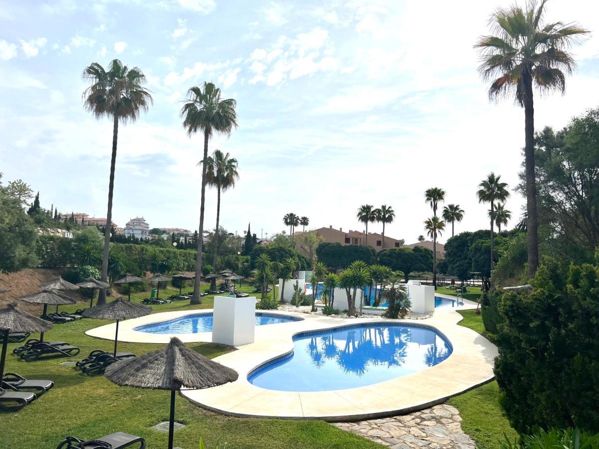 Fabulous Vacation In A 2 Bedroom Townhouse With 2 Terraces Overlooking The Sea, Suitable For 6 People 3 Swimming Pools Tennis And 200 Mts From The Sea El Faro Esterno foto